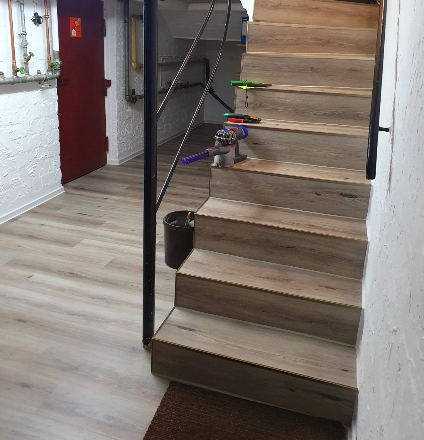 Ivane24, Renovierung, Treppe